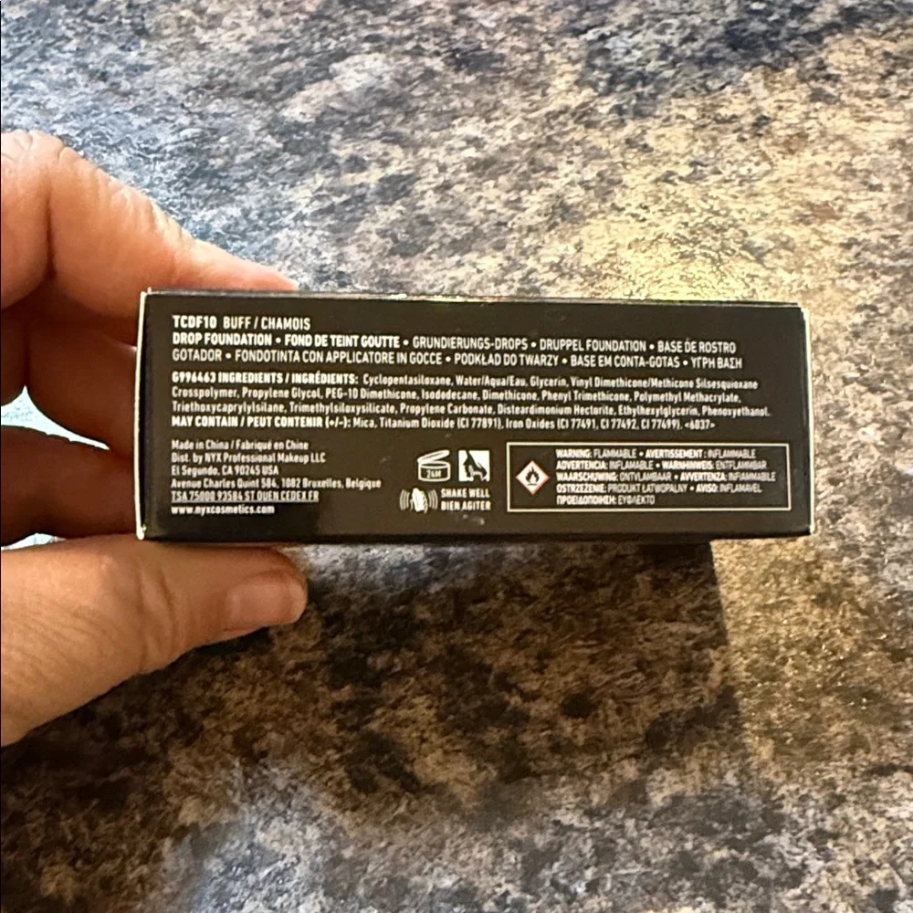 NYX Total Control Drop Foundation Buff